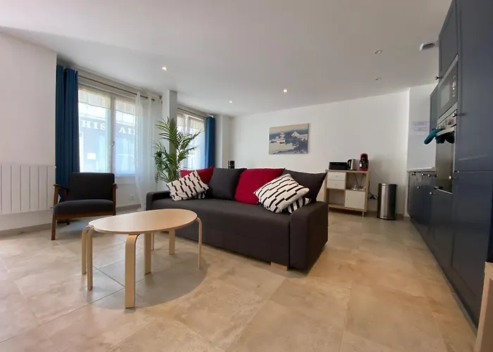 Centre - Gare - Parc Des Sources * Виши